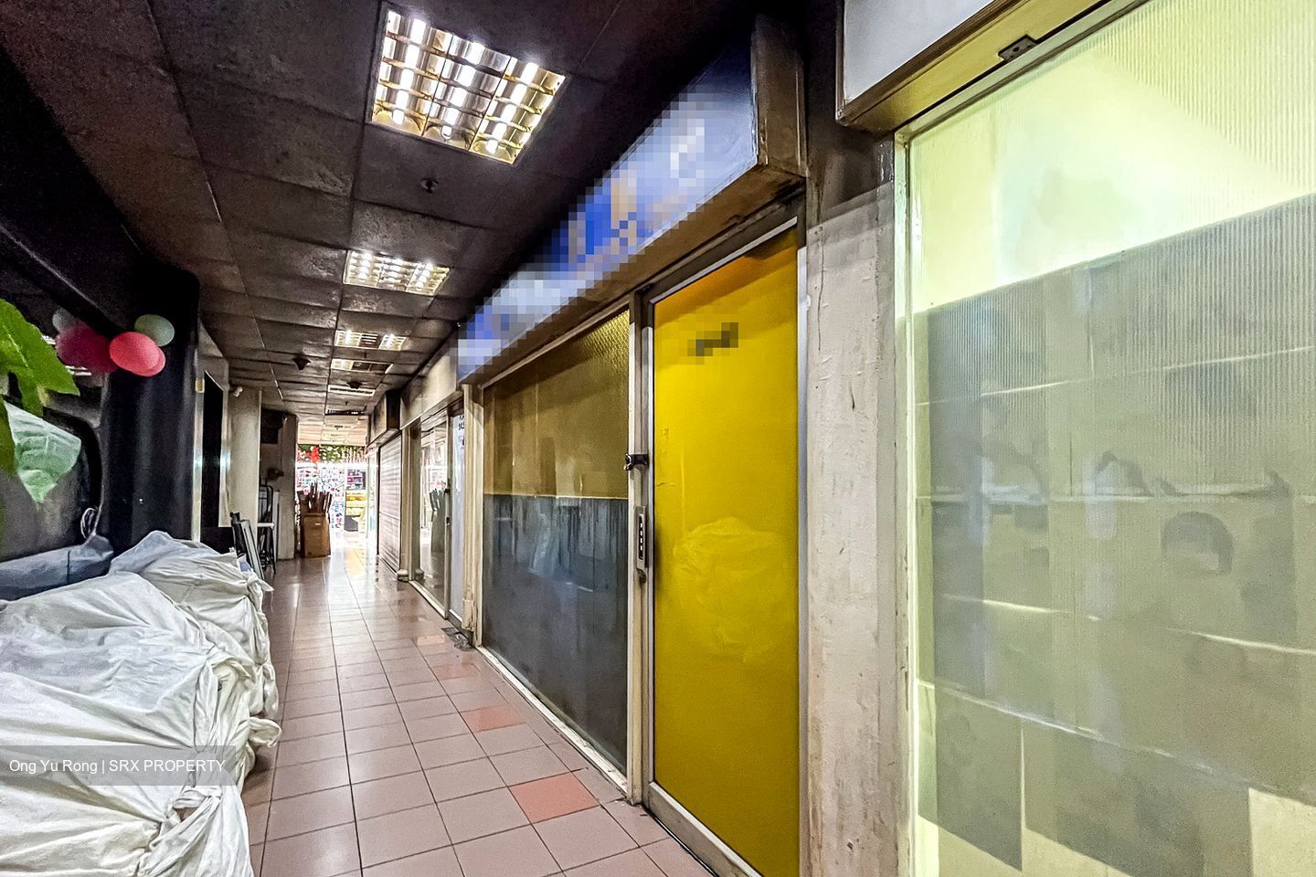 Golden Mile Tower (D7), Retail #472723451